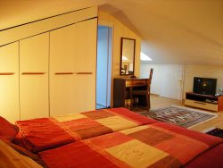 red-appartment3